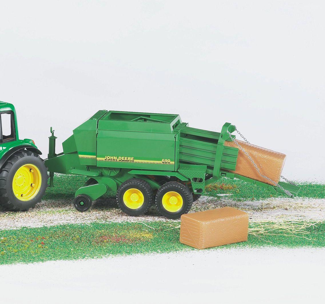 Bruder John Deere Großballenpresse